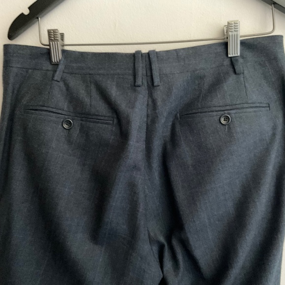 Custom-Made Italian Men’s Suit - Picture 5 of 11